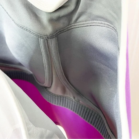 NWT Nike Purple Racerback Tank Top with Built in Bra Size Large Running - Picture 8 of 8